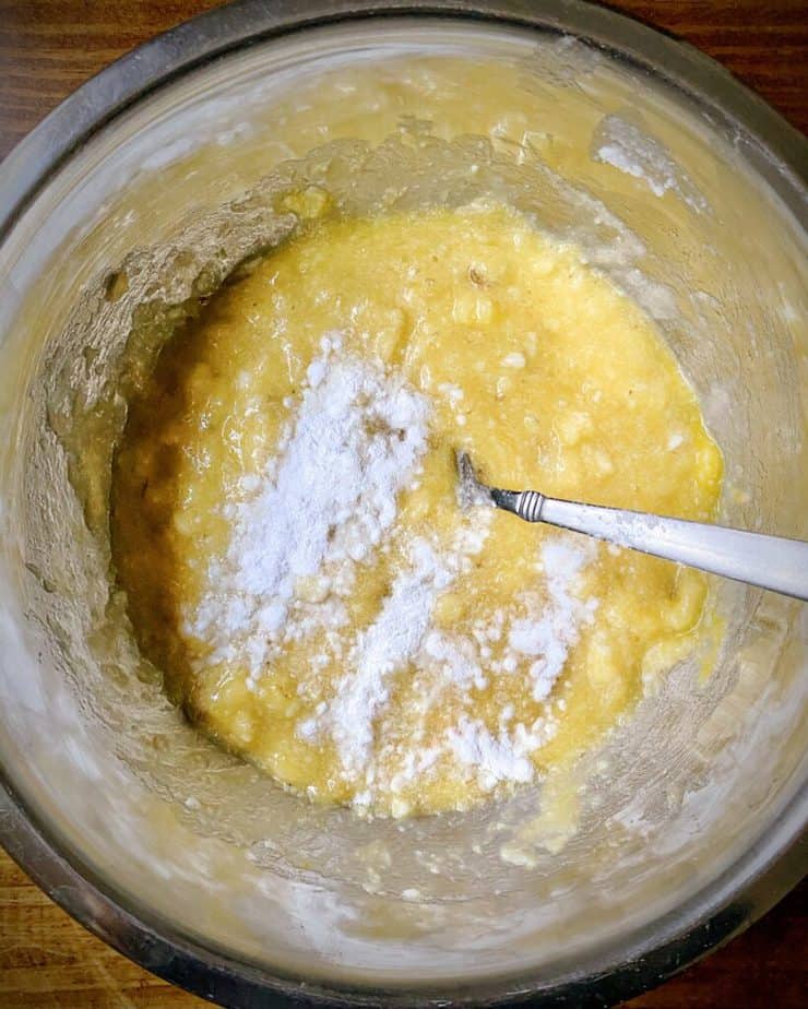 baking powder sprinkled over banana mixture for breakfast bars