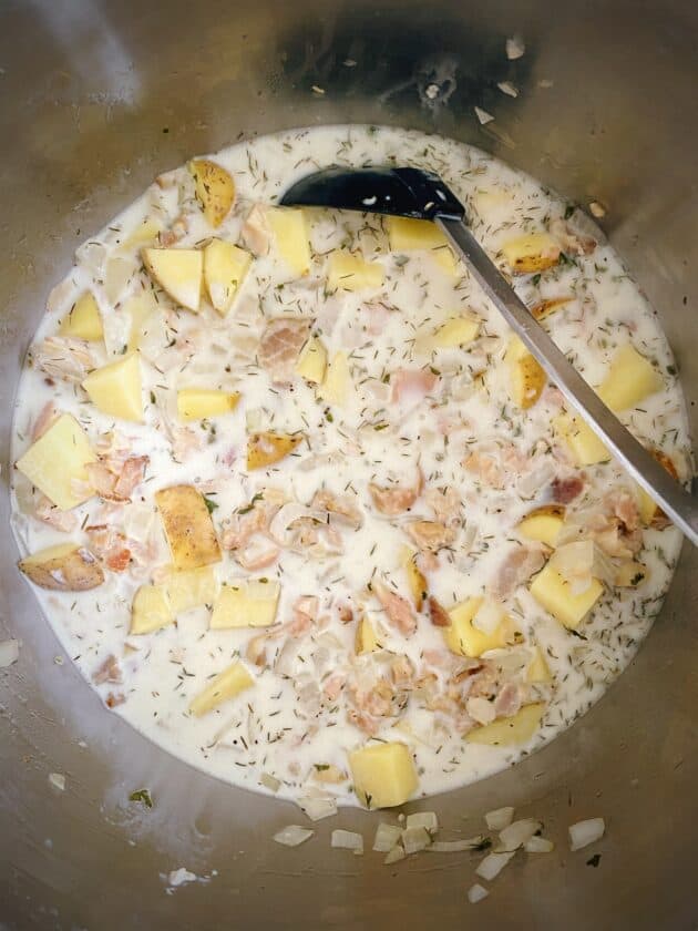 Mom's White Clam Chowder | Confessions of a Grocery Addict