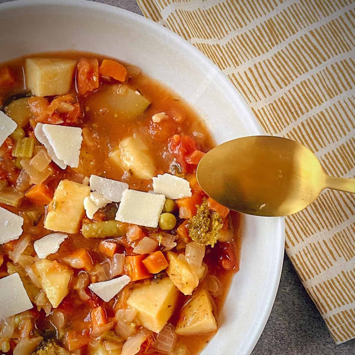 Instant Pot Vegetable Soup - The Almond Eater