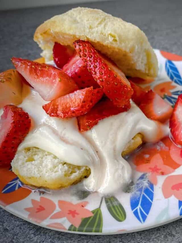 Strawberry Shortcakes With Biscuit Mix