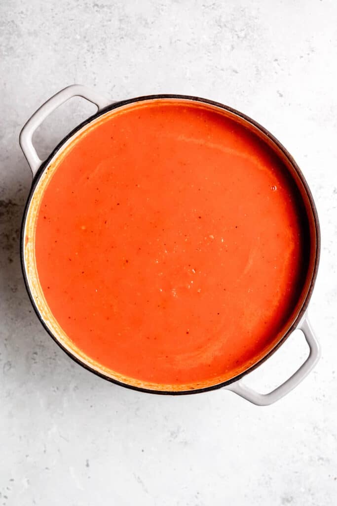 roasted red pepper soup after puréeing.