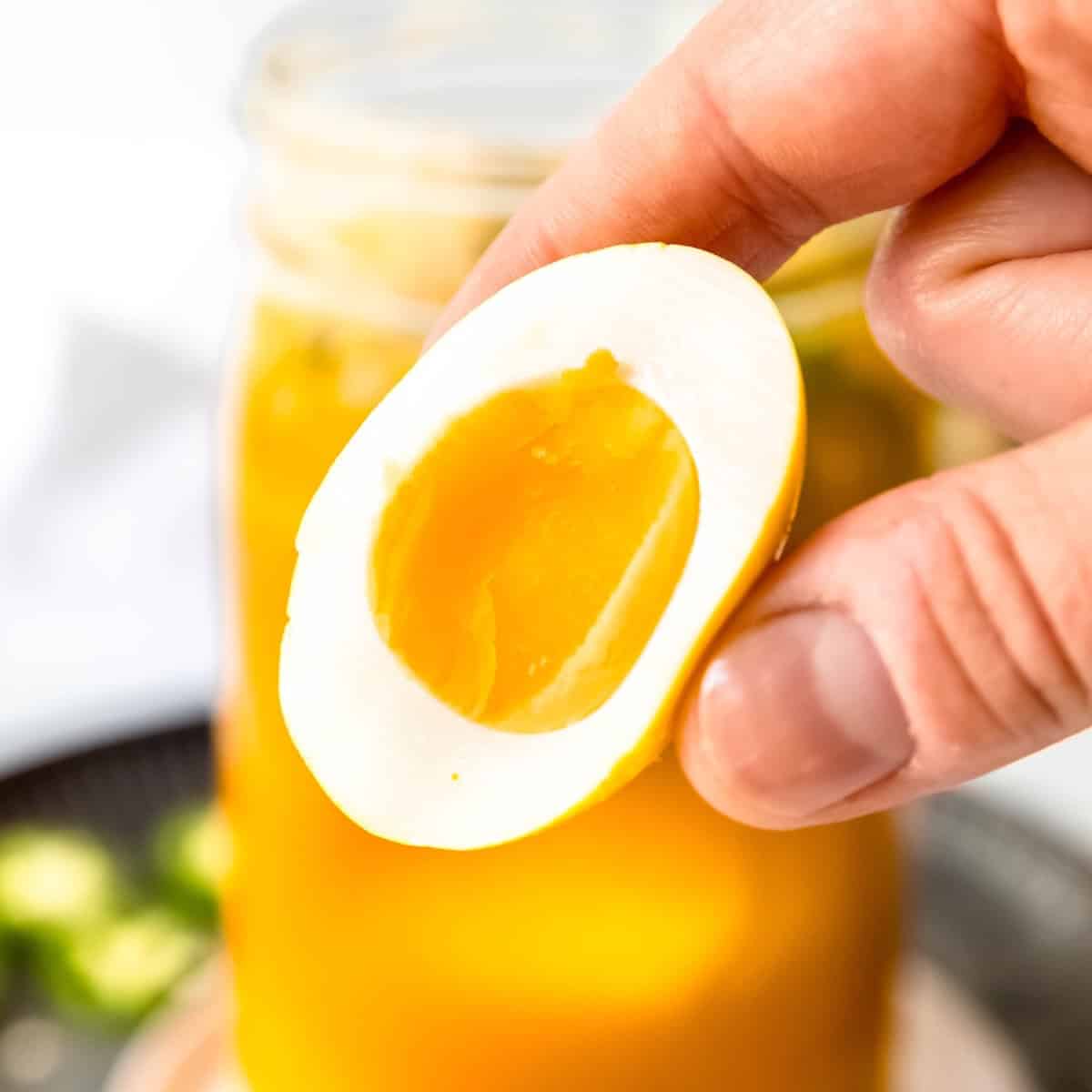 半熟タマゴわさび付き　SOFT BOILED EGG スシエルエー　タマゴ mqdefault.jpg